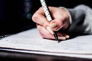 الكتابة وعلاقتها بالصحة النفسية